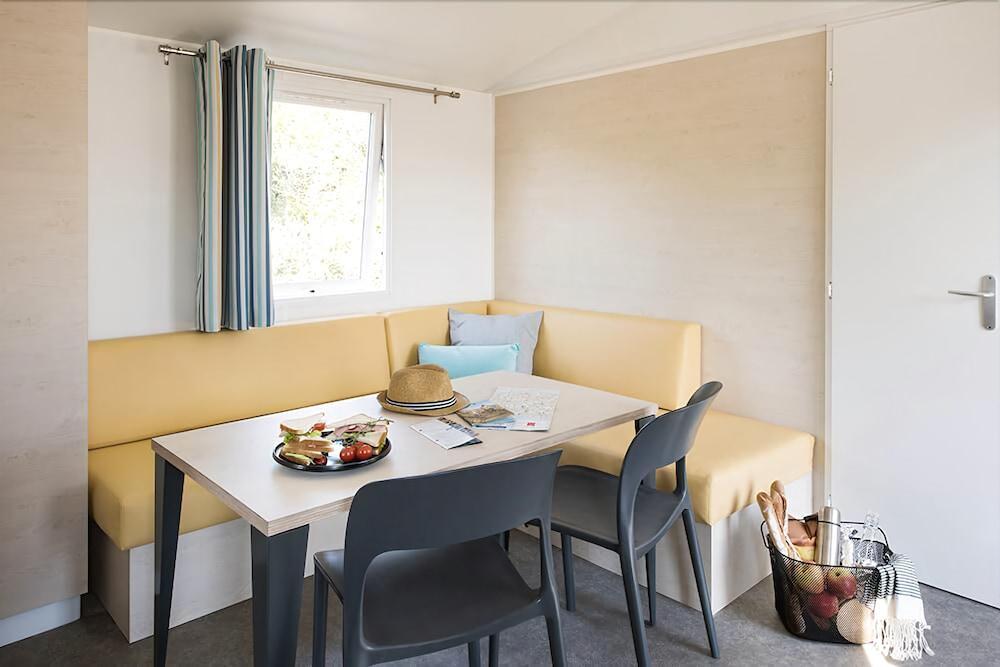 Camping Les Sables Blancs 콩카르노 외부 사진