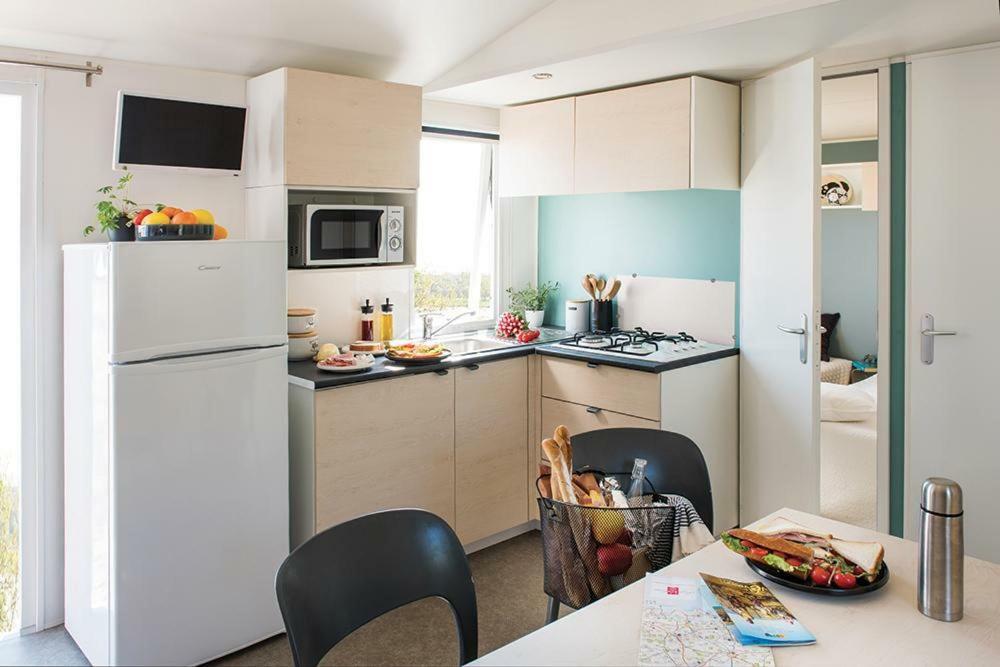 Camping Les Sables Blancs 콩카르노 외부 사진